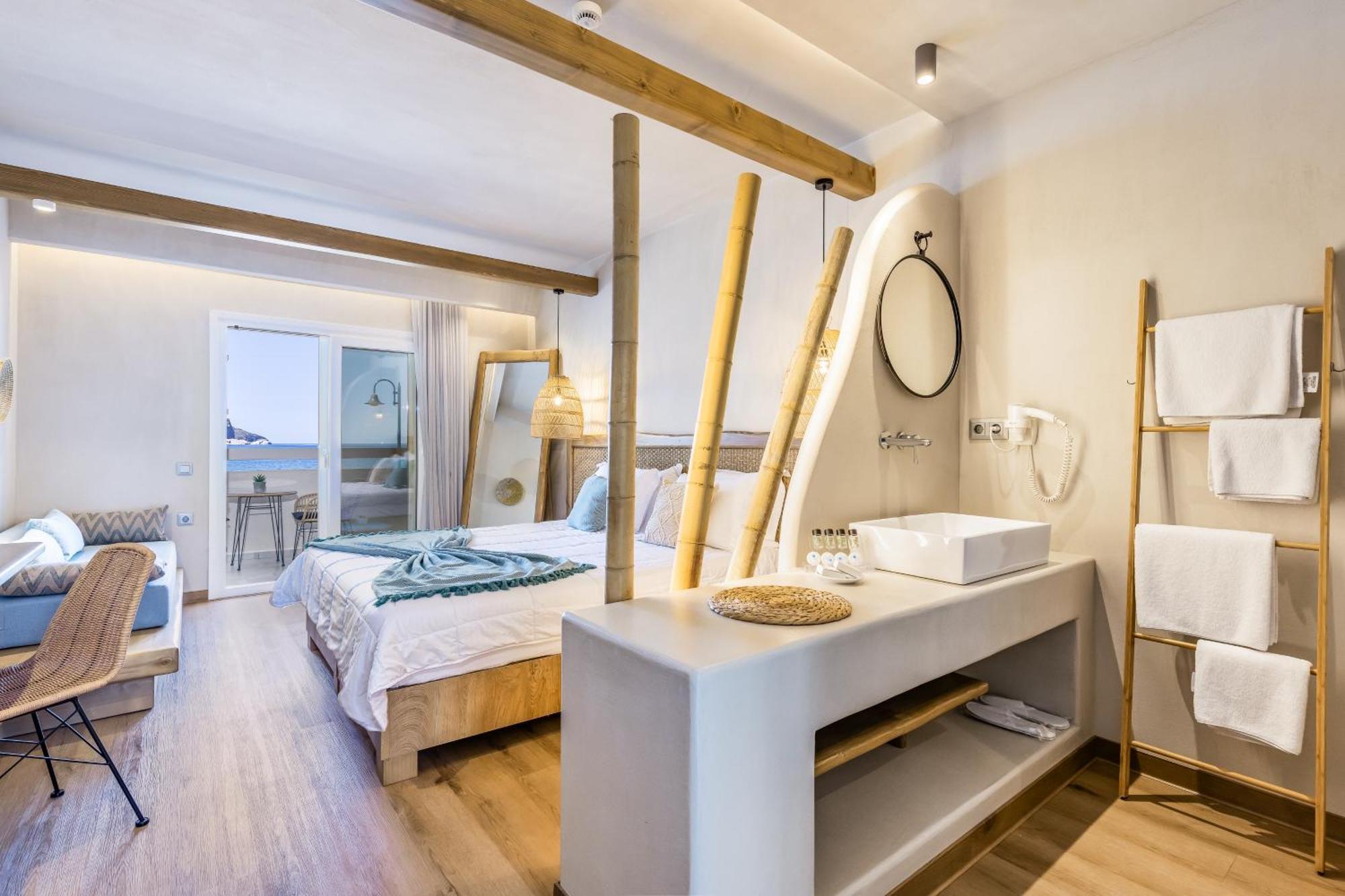 Sunrise Village Hotel Apartments Skopelos Town Exterior photo