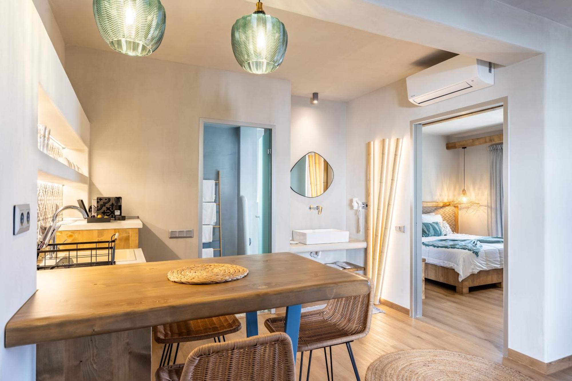 Sunrise Village Hotel Apartments Skopelos Town Exterior photo